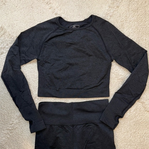 Seamless Matching Workout Set - Picture 3 of 4